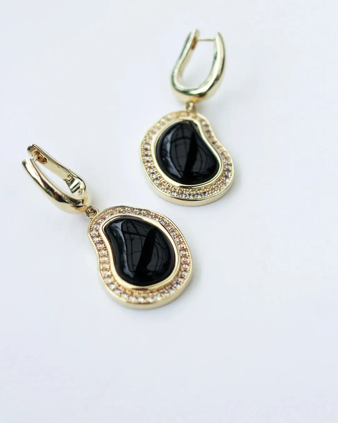 Bean Party Earrings - Onyx 18kt GOLD PLAITING