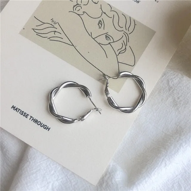 Circle Stud Earrings | Minimalist Hoop Earrings | Huggie Earrings | Chunky Hoop Earrings | Small Hoop Earrings | Women Statement Earrings