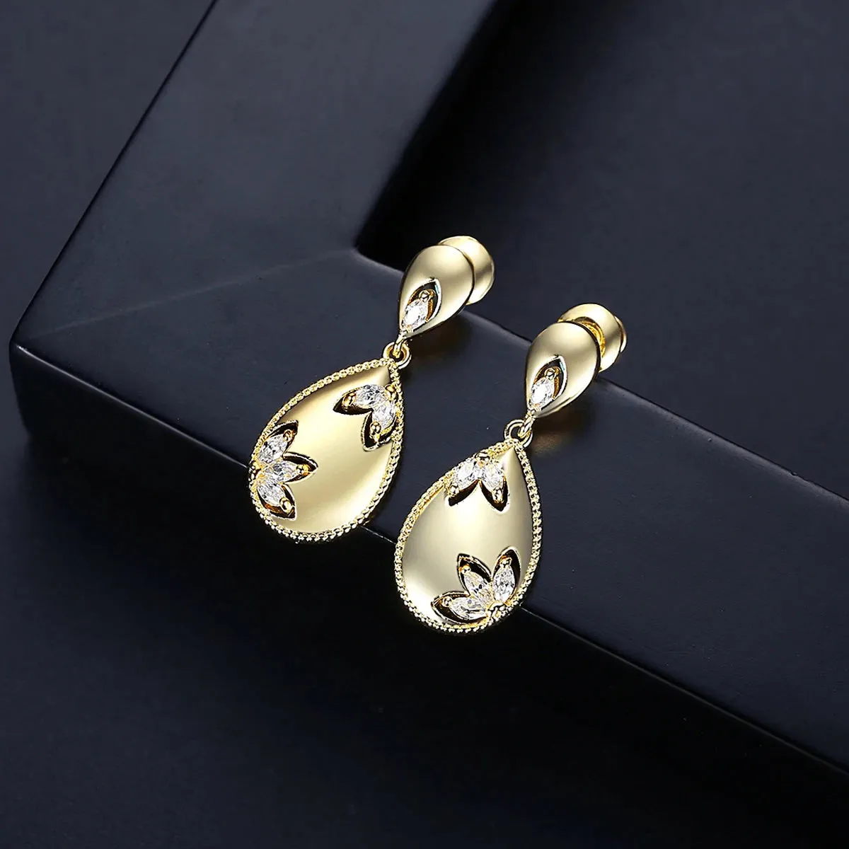 Cubic Zirconia Waterdrop Earrings
