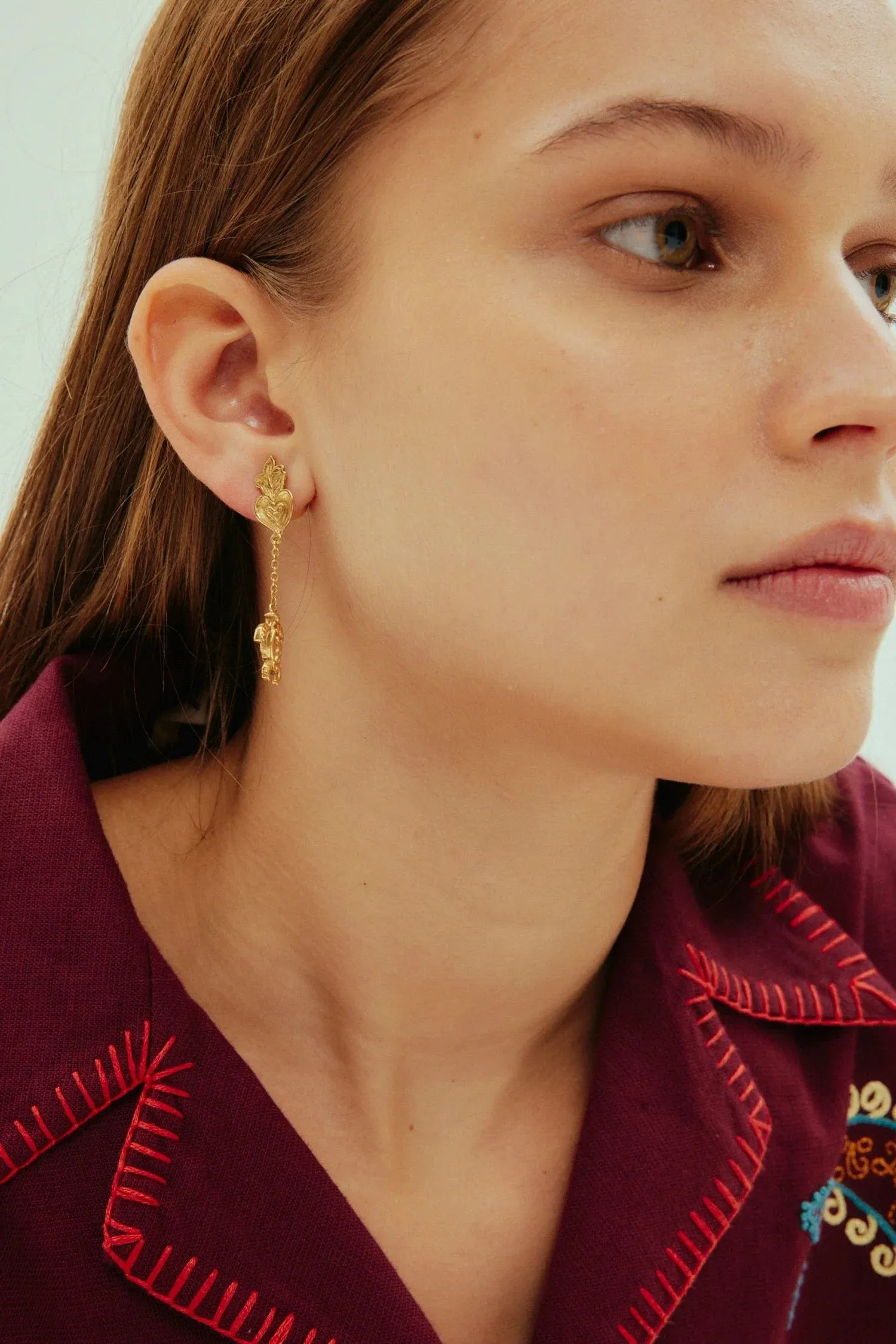 ENCANTO CHARM DROP EARRINGS GOLD
