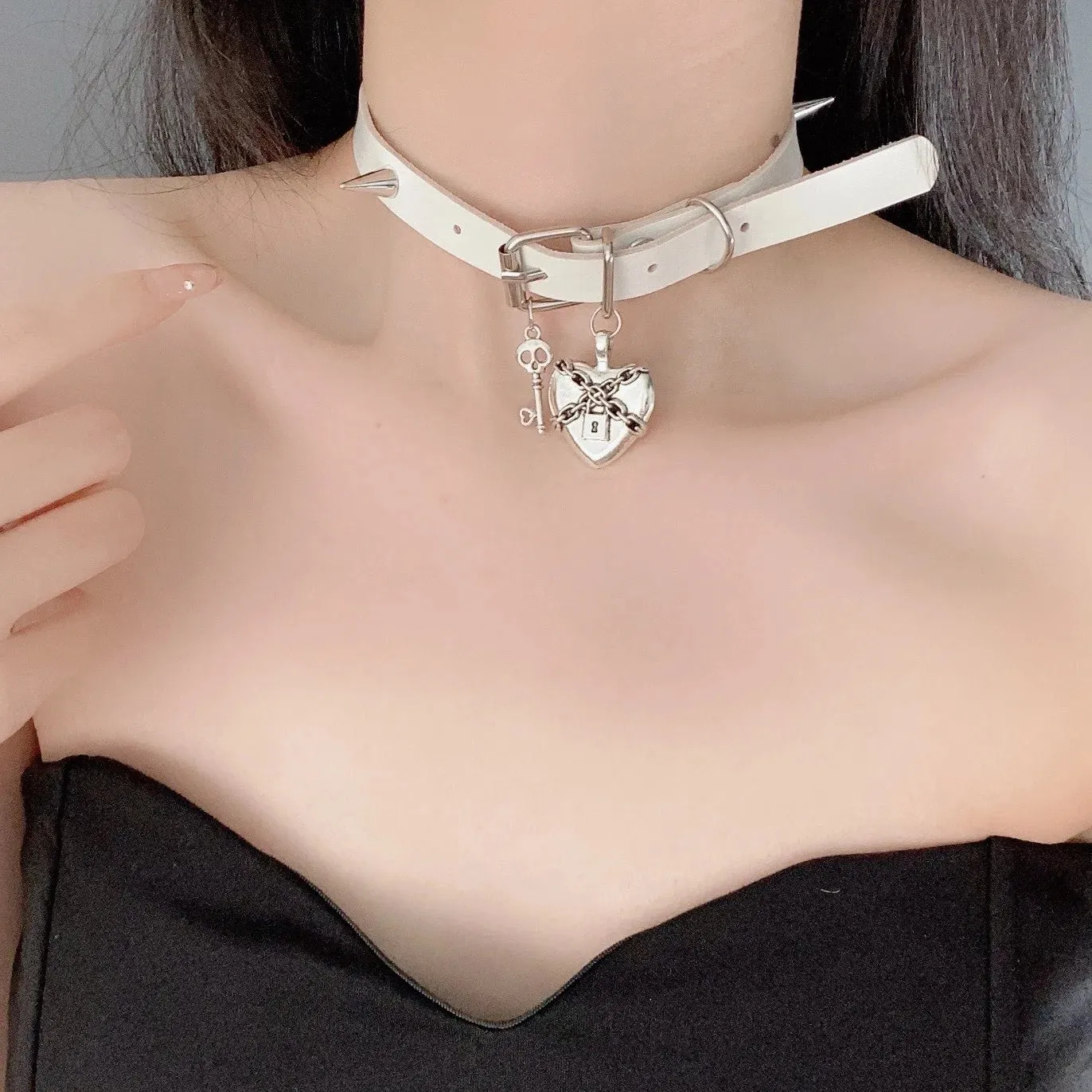 MAYTRENDS  -  Gothic O-Round Spike Choker Collar Women Harness Choker Necklace For Women Punk Leather Chocker Necklaces Trendy Jewelry