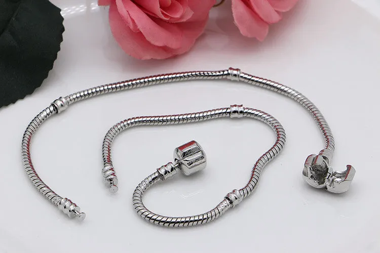 Silver Tone Charm Bracelet